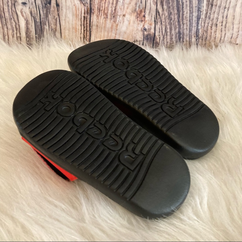 NWT Kids Reebok Slides - Picture 5 of 5